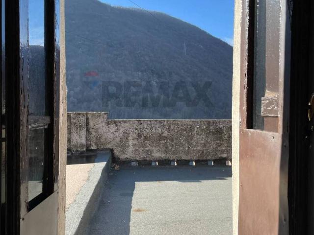Villa Indipendente in vendita a Colli A Volturno, Molise
