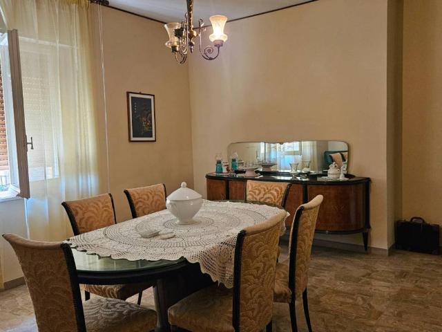 Villa Indipendente in vendita a Colli al Metauro, Marche