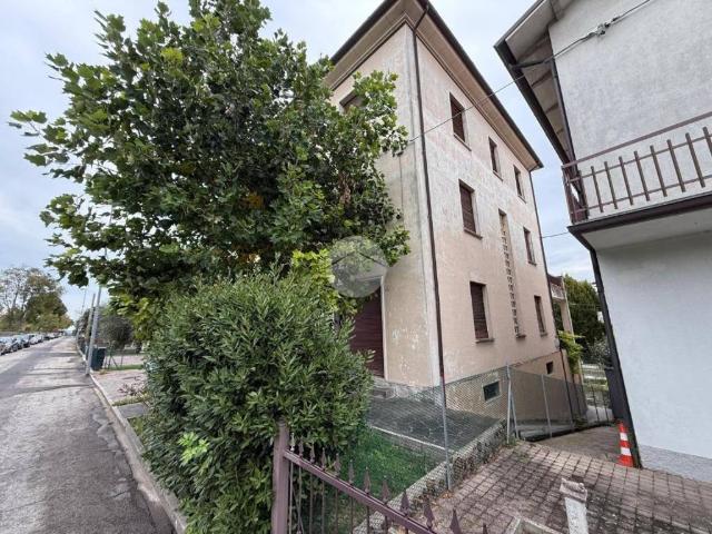 Villa Indipendente in vendita a Villafranca, Calcinelli