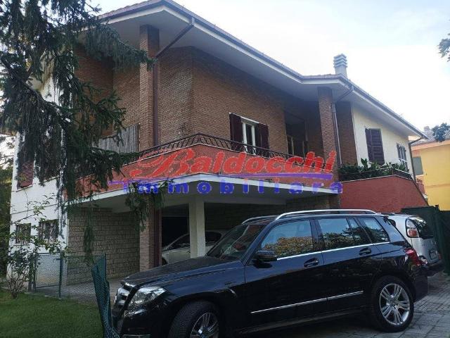 Villa Indipendente in vendita a Colli al Metauro, Marche