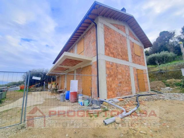 Villa Indipendente in vendita a Marche, Ascoli Piceno