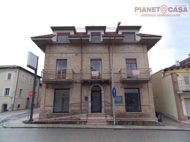 Villa Indipendente in vendita a Marche, Ascoli Piceno