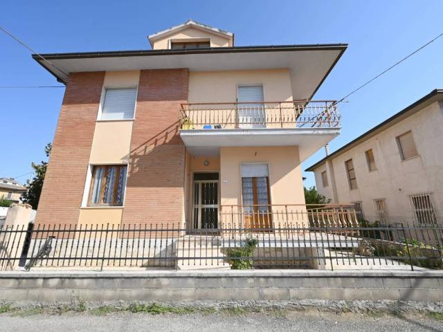Villa Indipendente in vendita a Marche, Ascoli Piceno