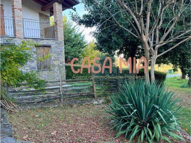 Villa Indipendente in vendita a Colli Verdi, Bozzola
