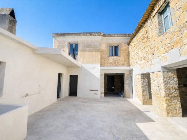 Villa Indipendente in vendita a Collinas, Sardigna/Sardegna