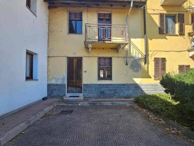Villa Indipendente in vendita a Piemonte, Vercelli