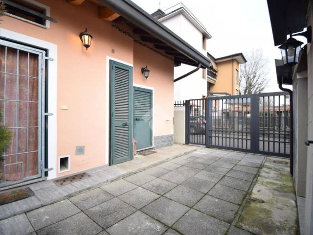 Villa Indipendente in vendita a Cologno Monzese, Lombardia