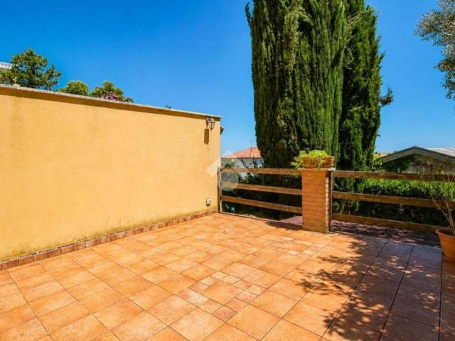 Villa Indipendente in vendita a Unione dei Comuni della Val Vibrata, Colonnella