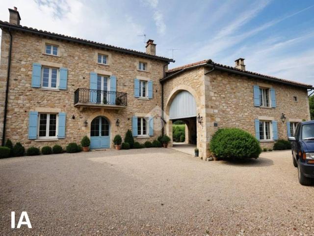 Villa Indipendente in vendita a Colorno, Reggio Emilia