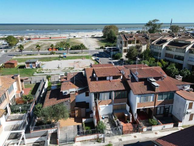 Villa Indipendente in vendita a Lido delle Nazioni, Comacchio