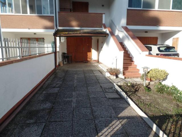 Villa Indipendente in vendita a San Giuseppe, Comacchio