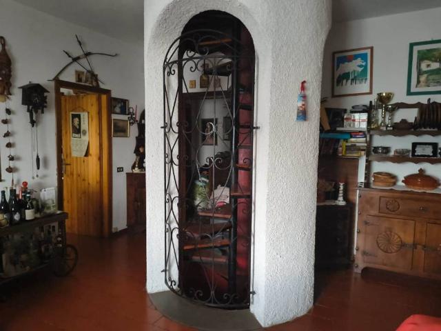 Villa Indipendente in vendita a Unione di comuni Montana Lunigiana, Comano