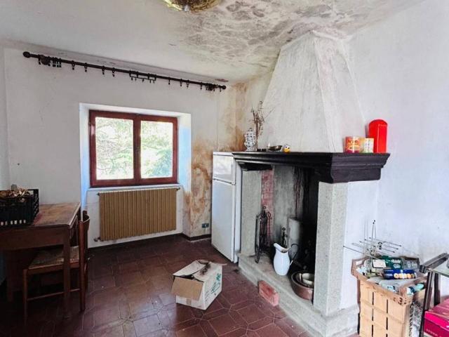 Villa Indipendente in vendita a Unione di comuni Montana Lunigiana, Comano