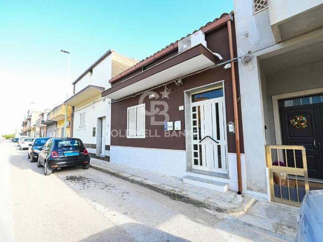 Villa Indipendente in vendita a Comiso, Sicilia