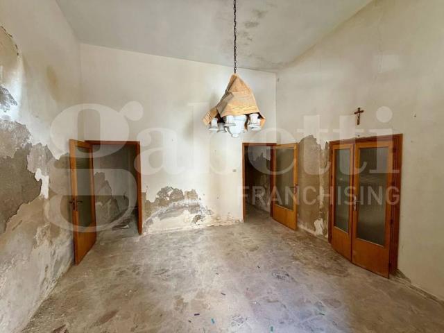 Villa Indipendente in vendita a Comiso, Sicilia