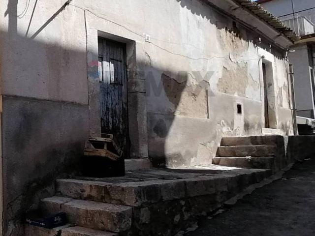 Villa Indipendente in vendita a Comiso, Sicilia