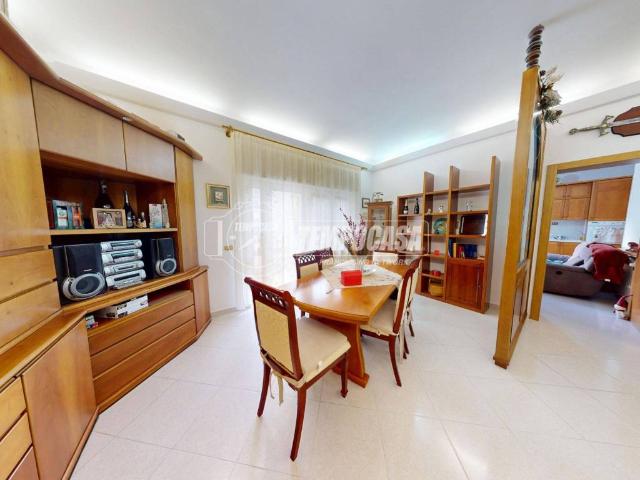 Villa Indipendente in vendita a Como, Lombardia