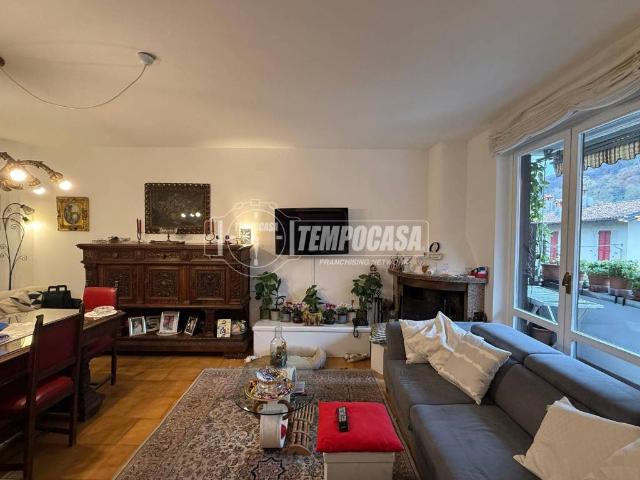 Villa Indipendente in vendita a Sagnino, Como