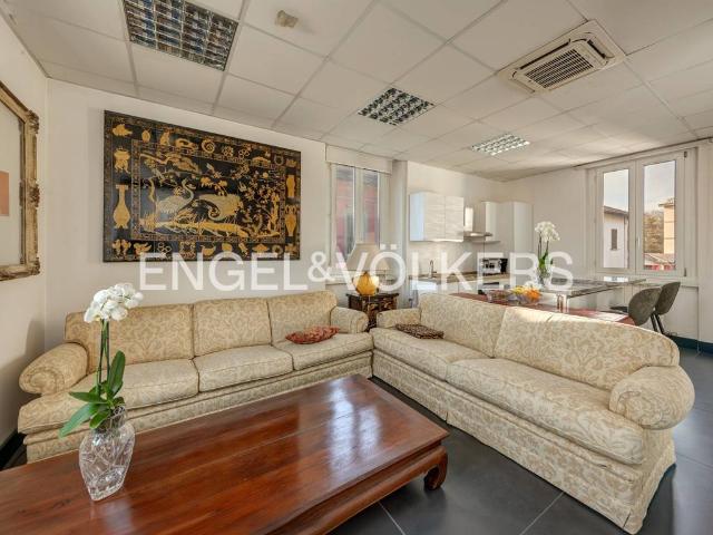 Villa Indipendente in vendita a Como, Lombardia