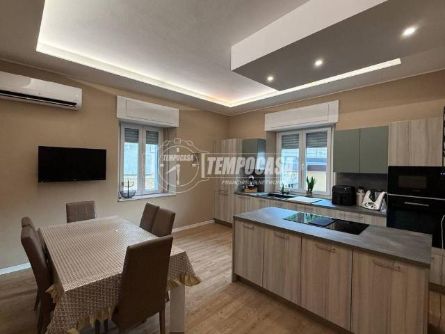 Villa Indipendente in vendita a Casetta, Como