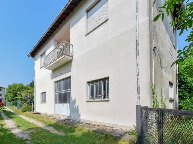 Villa Indipendente in vendita a Breccia, Como