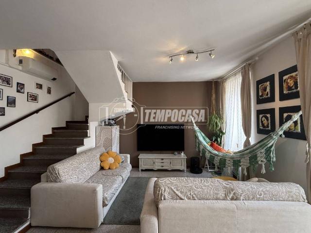 Villa Indipendente in vendita a Como