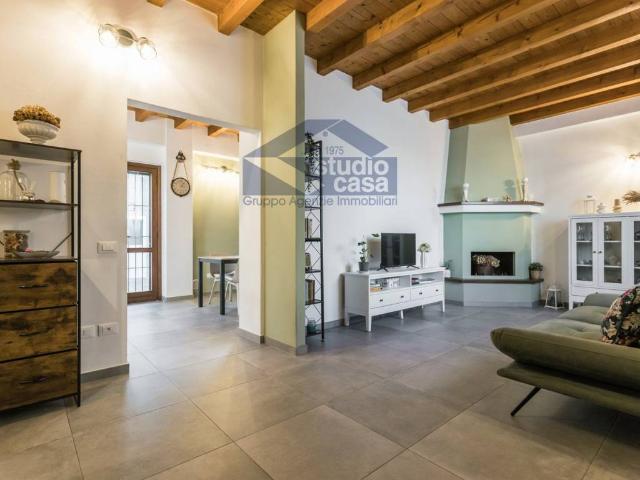 Villa Indipendente in vendita a Comun Nuovo, Lombardia