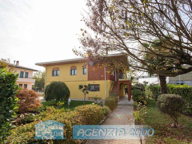 Villa Indipendente in vendita a Pegolotte, Venezia