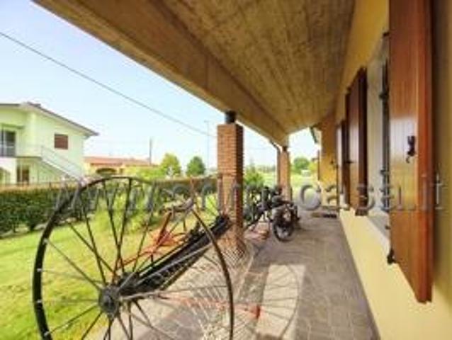 Villa Indipendente in vendita a Cerea, Veneto