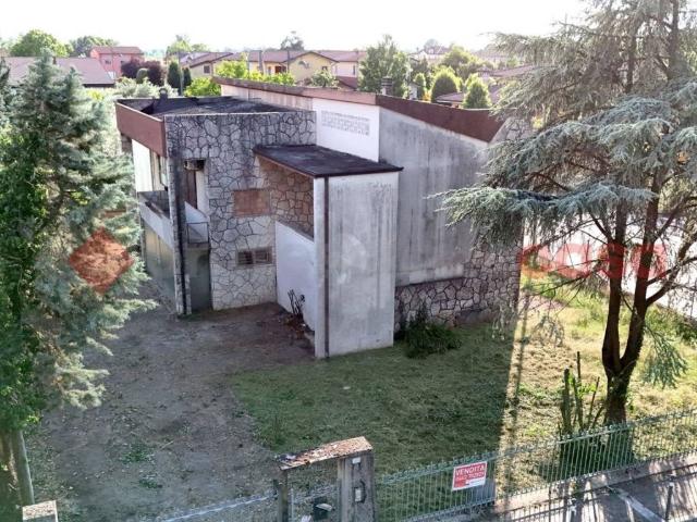 Villa Indipendente in vendita a Concamarise, Veneto