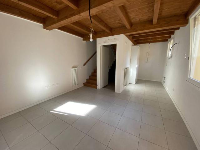 Villa Indipendente in vendita a Unione Comuni Modenesi Area Nord, Concordia Sulla Secchia