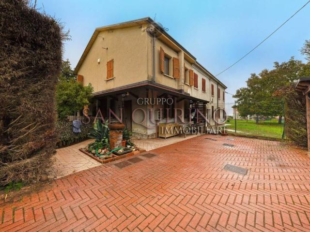Villa Indipendente in vendita a Unione Comuni Modenesi Area Nord, Concordia Sulla Secchia