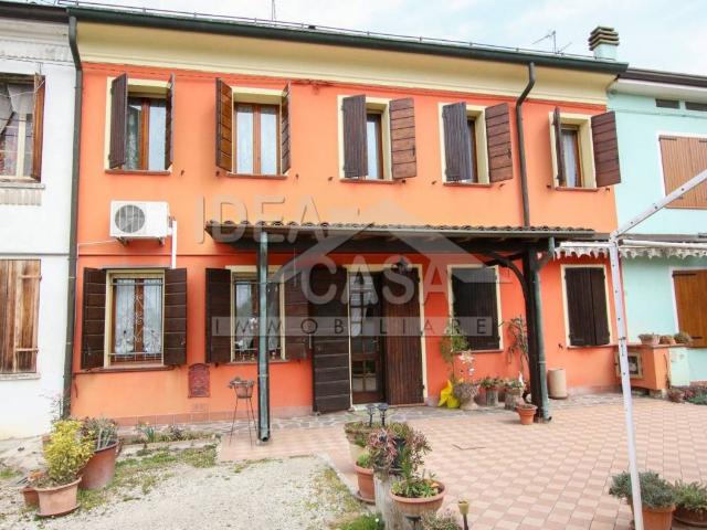 Villa Indipendente in vendita a Unione Comuni Modenesi Area Nord, Concordia Sulla Secchia