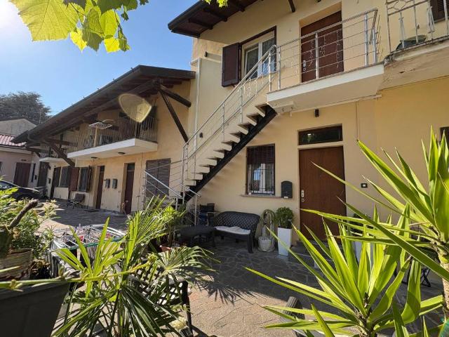 Villa Indipendente in vendita a Concorezzo, Lombardia