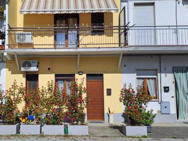 Villa Indipendente in vendita a Concorezzo, Beretta