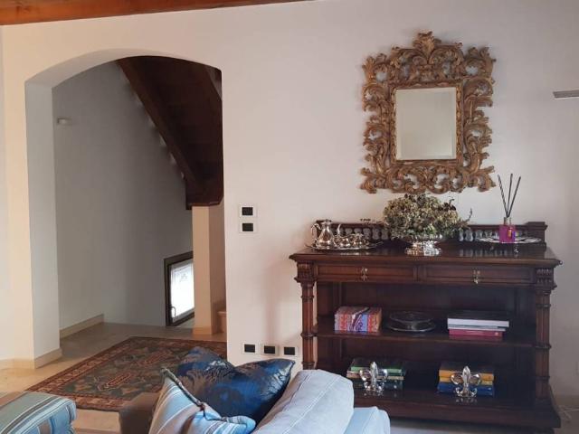 Villa Indipendente in vendita a Monticella, Conegliano