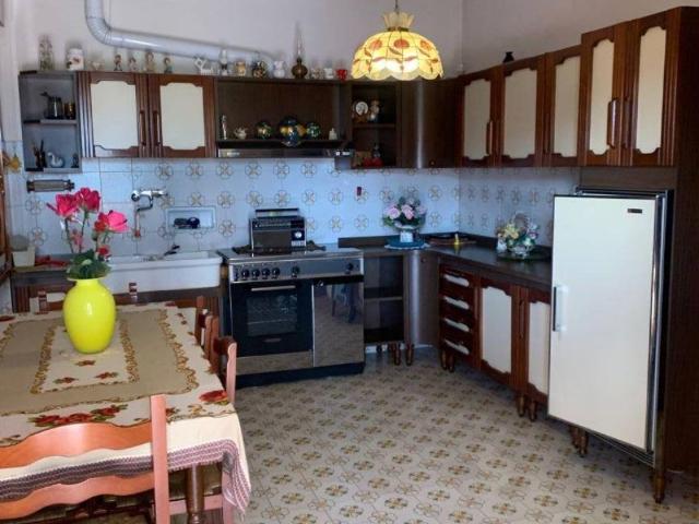 Villa Indipendente in vendita a Parè, Conegliano