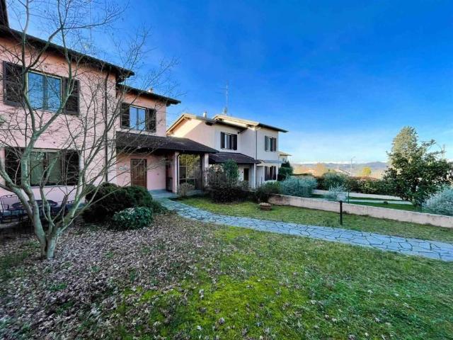 Villa Indipendente in vendita a Piemonte, Alessandria
