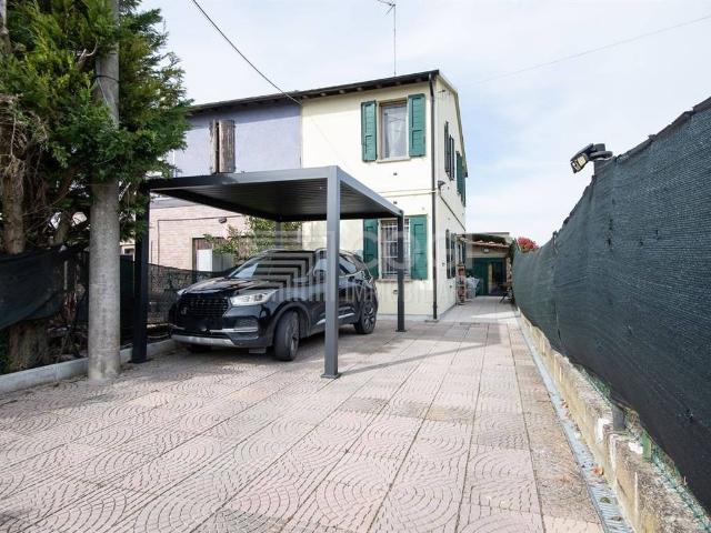Villa Indipendente in vendita a Unione dei comuni della Bassa Romagna, Conselice