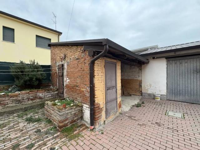 Villa Indipendente in vendita a Unione dei comuni della Bassa Romagna, Conselice