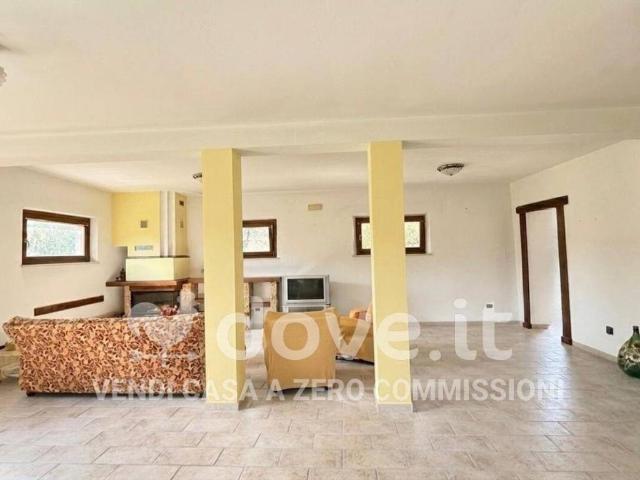 Villa Indipendente in vendita a Contigliano, Lazio