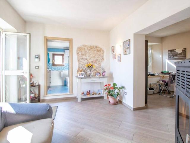 Villa Indipendente in vendita a Contigliano, Lazio