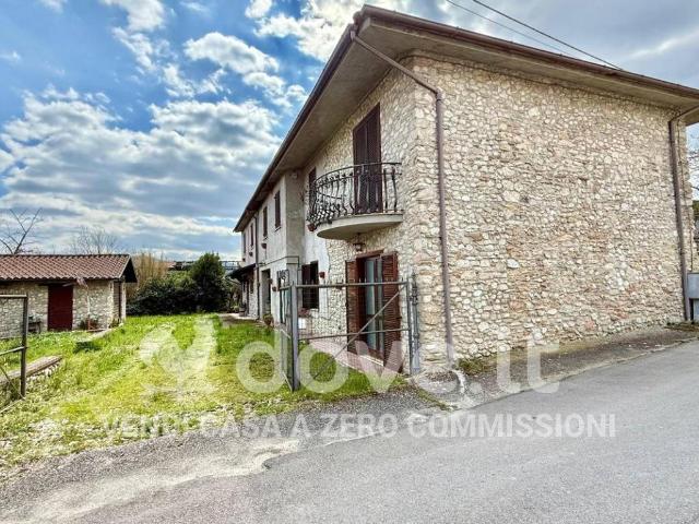 Villa Indipendente in vendita a Contigliano, Lazio