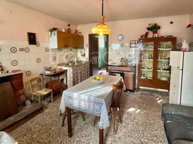 Villa Indipendente in vendita a Contrada, Avellino