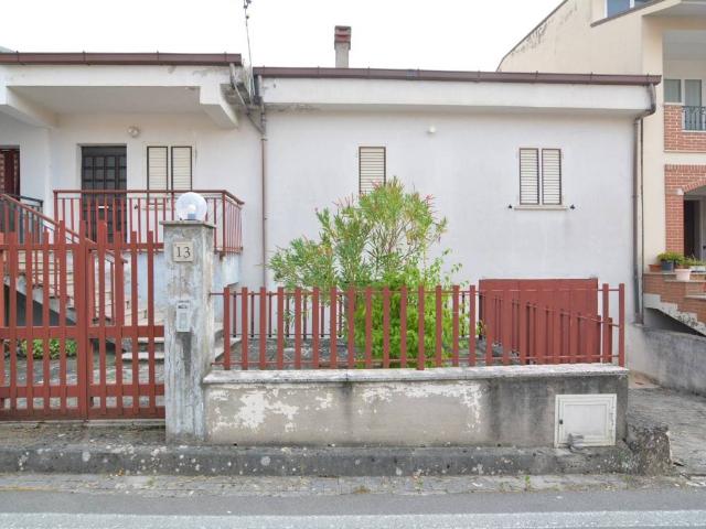 Villa Indipendente in vendita a Conza Della Campania, Campania