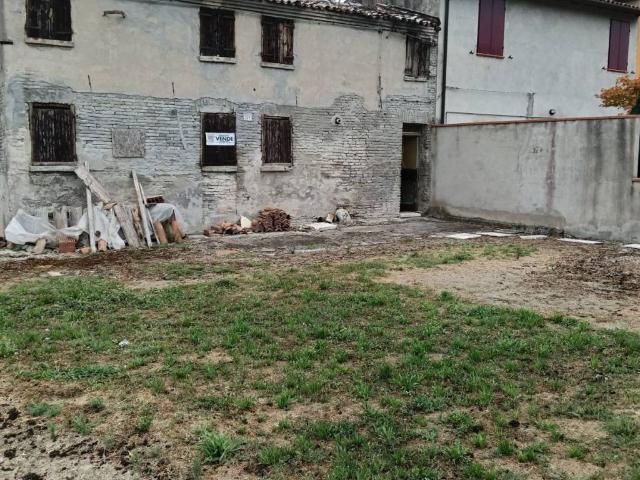 Villa Indipendente in vendita a Unione Terre e Fiumi, Copparo