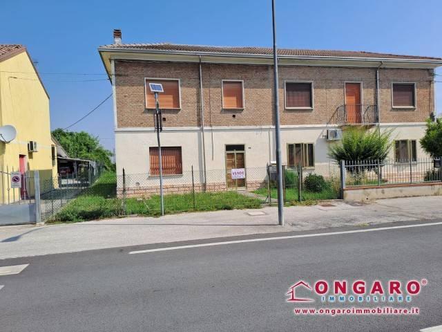 Villa Indipendente in vendita a Unione Terre e Fiumi, Copparo