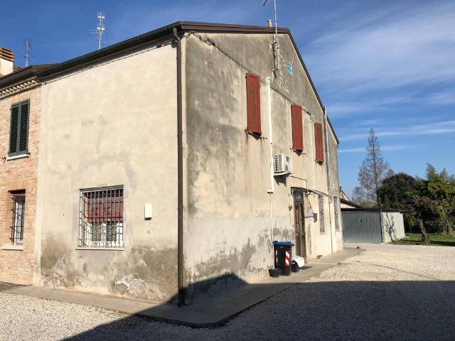 Villa Indipendente in vendita a Unione Terre e Fiumi, Copparo