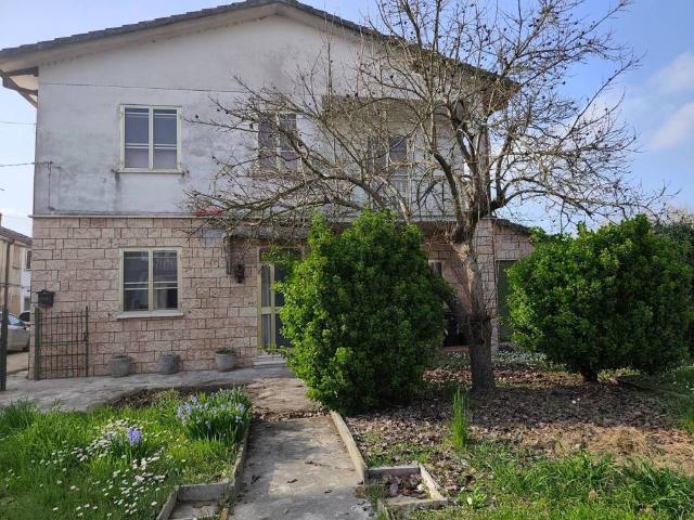 Villa Indipendente in vendita a Unione Terre e Fiumi, Copparo