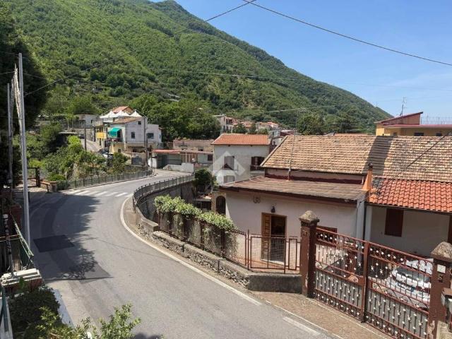 Villa Indipendente in vendita a Corbara, Campania